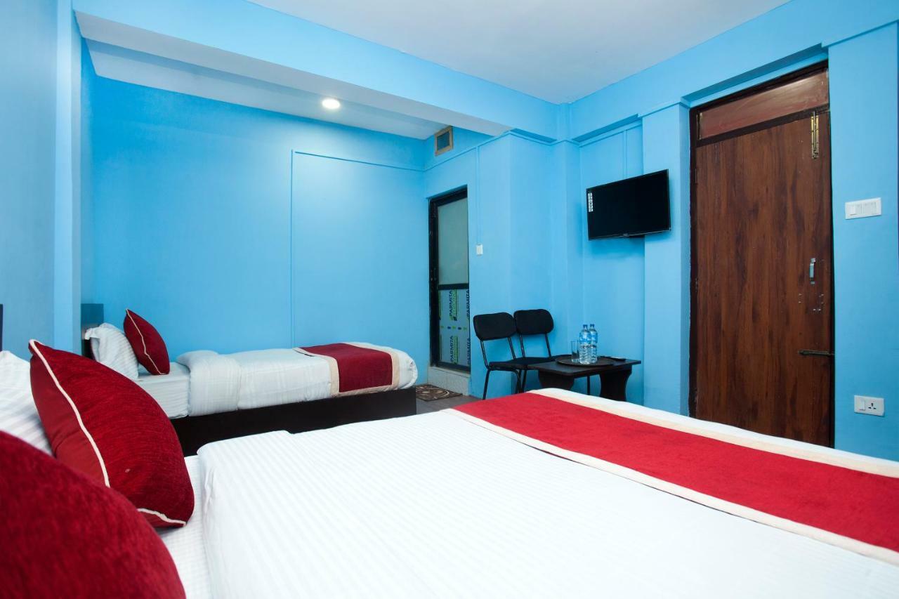 Hotel Crossroads Katmandu Eksteriør billede